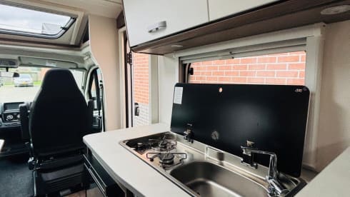 Making Memories 2 – Citroen Carado 337 Half Integraal uit 2025 automaat 