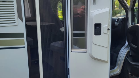 4p Carado semi-integrated from 2022