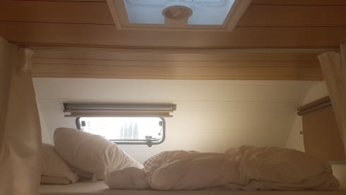 Maeve – Camper with wood stove