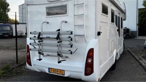 6p Rimor alcove uit 2016