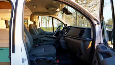 2-seater Ford bus from 2018
