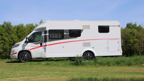 4p Sunlight semi-integrated uit 2023