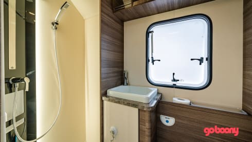 Ideal family camper for 6 people