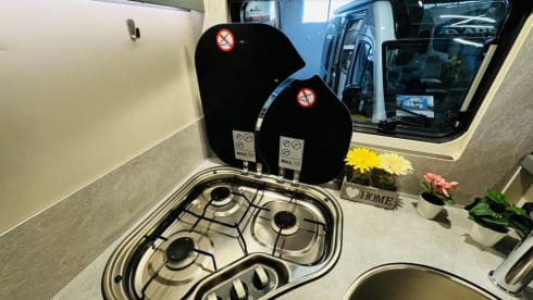 4p luxury Dethleffs with air conditioning and towbar from 2019