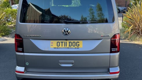 Oti – 4 berth Volkswagen campervan from 2022