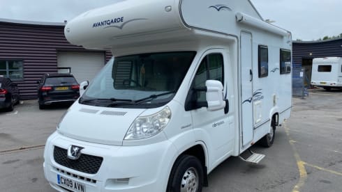 Panoramic – Gorgeous 2/3/4 Berth motorhome