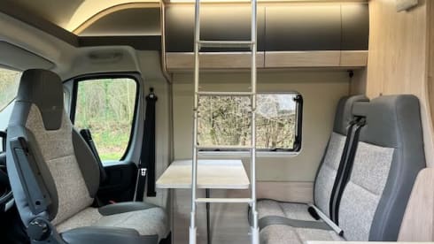 2025 Off Grid 4 berth Autotrail  Expedition 68 POP TOP