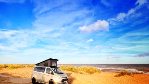 Becky – Ford Transit Custom Campervan 4 Beth 