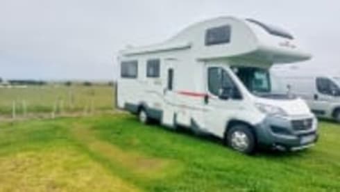 Rolly – 6 berth Roller Team alcove from 2015