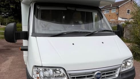 Dakota – 4 berth Autotrail alcove from 2004