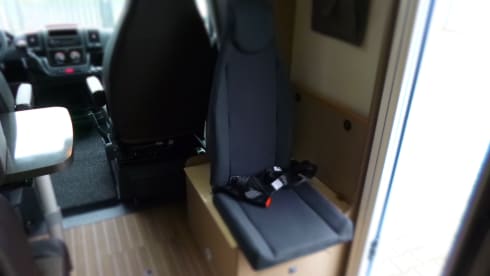 Max – Carado small practical camper