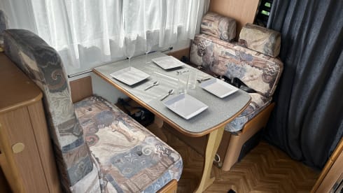 Mobilvetta 4 persons / 6 seats
