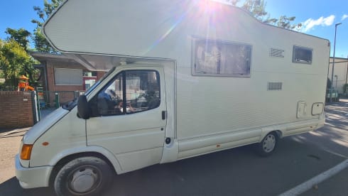 Lucas – Diego Camper Renovated full optional