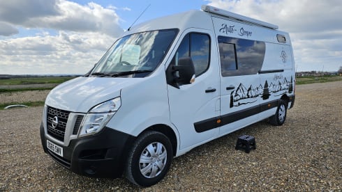 Gala – 4 berth Nissan bus from 2016