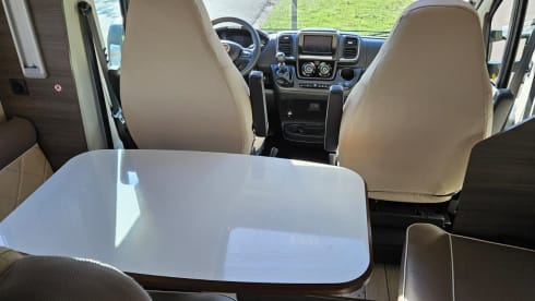 Fiat carat – 5p Fiat integrated uit 2022