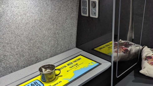 Rosie – VW T5 Extra-long - Free wine, milk & bread.