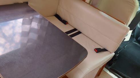 Nice spacious camper with all the necessary amenities