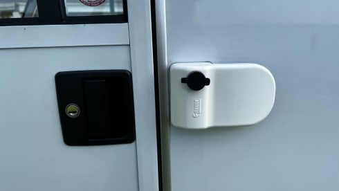 Macarena – Camper with many extras, integral