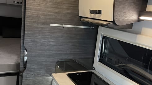 Luxury Benimar Mileo 296(2020) 4-5 pers.