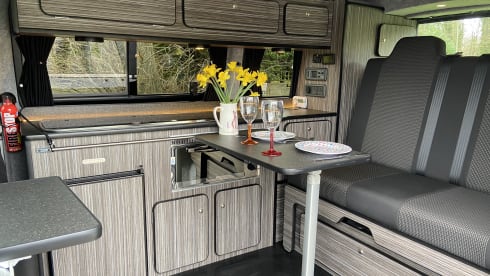 The jammy Dodger – 4 berth Volkswagen camperKing Monte  Carlo 2121