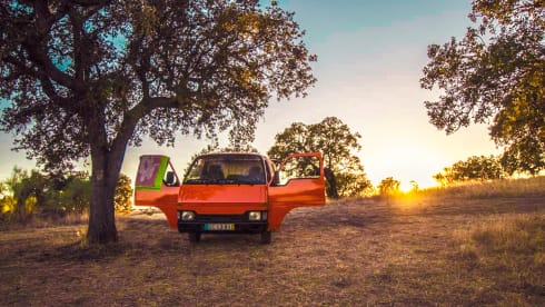 Tangerina 🍊 – Campervan Lisbon Surftrip 🏄‍♂️ Roadtrip 