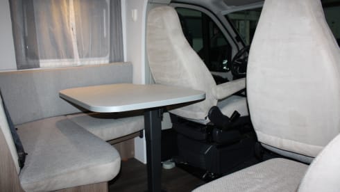 4p Carado semi-integrated uit 2023