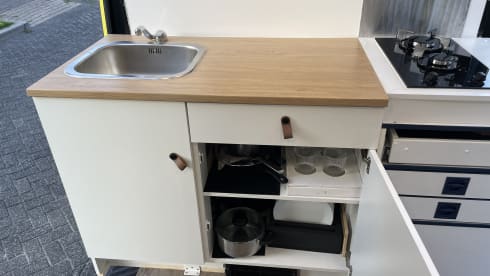 Camperlance – Cozy two-person self-built camper (old ambulance)