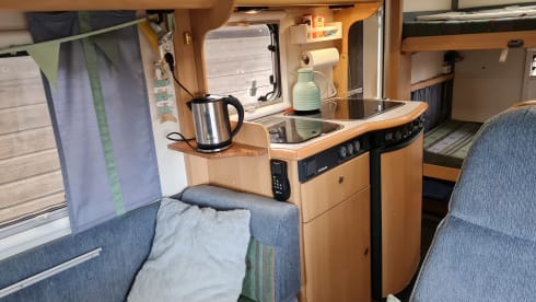 Spacious, cozy and complete family camper