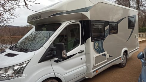 Camping Car 5 places   tout pour vous evader