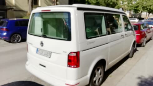 VW T6 California Coast