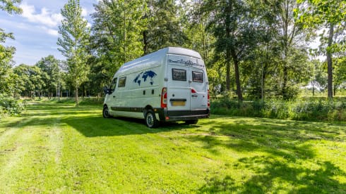 ORBIS – 2p Renault bus from 2018 Travel case built for convenience. none like this