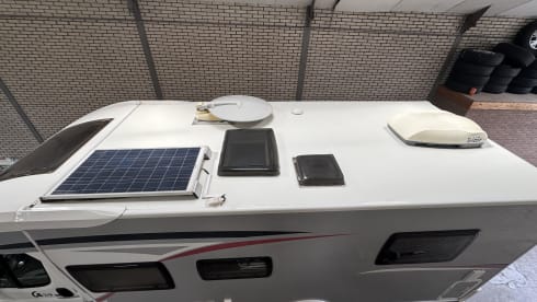 4p Challenger semi-integrated from 2013