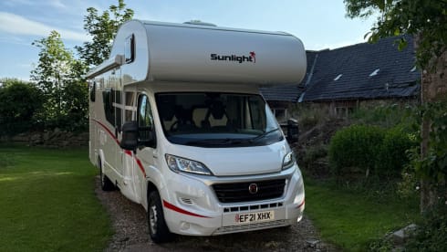 Big Beast – 4 - 6 Berth Spacious Campervan