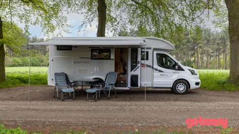 Mielke – Spacious Mobilhome Rollerteam Zefiro Plus 298TL 5 persons - Automatic