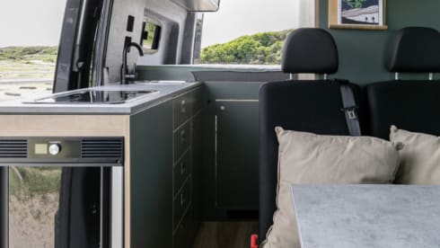 Ventura 4x4 – Autobus Mercedes-Benz a 4 posti del 2021