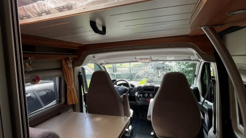 4p Pössl campervan uit 2017