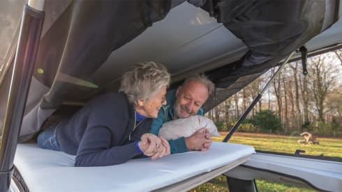 Daisy – Sustainable camping with a cute electric Volkswagen van