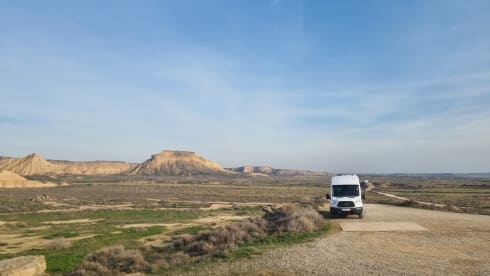 EsteVan – Freedom and comfort with our self-build dream