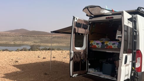 Otis – Peugeot-Bus mit 3 Schlafplätzen ab 2021