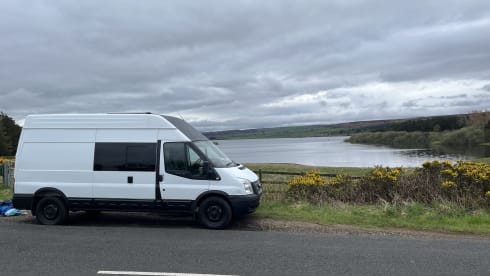 Jean ford van dam  – 3 berth Ford Transit campervan 