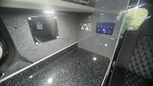 Vera – 2, 3 or 4 berth campervan from 2014
