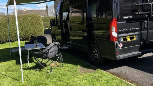Lola – 2 berth Autotrail campervan