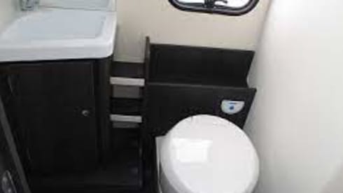 Zefiro 685 Automatic 5 berth – 2023 Roller Team Zefiro 685 Auto Five berth 