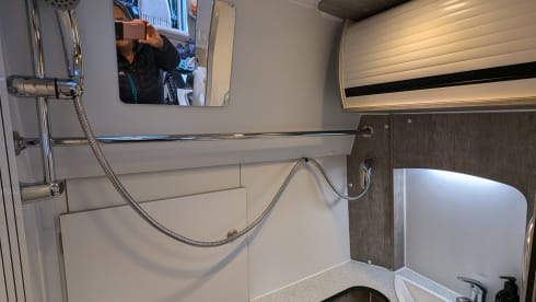 Wallace the Wildax – Family 4 berth campervan