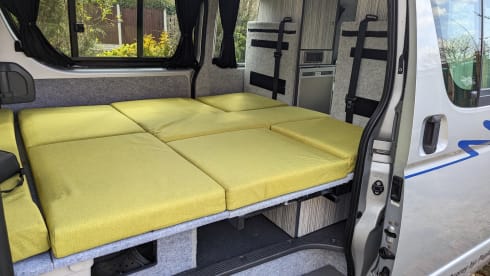 Sugihara – 4 Berth 2010 Toyota Hi-Ace Campervan