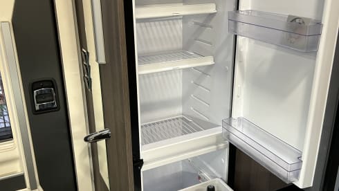 5p Benimar semi-integrated from 2023