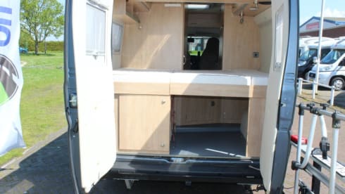 lastrada – 2-person Fiat camper van from 2013