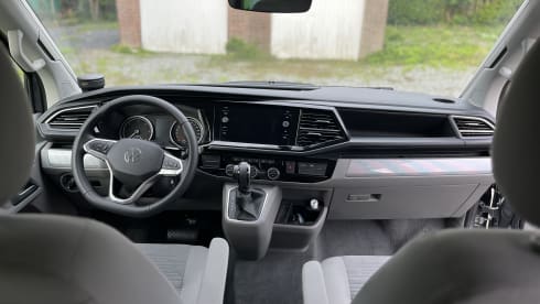 Blue – Iconic VW California Ocean 2024