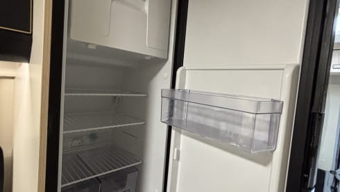 Making Memories 4 – 2024 Chausson campervan Automatic Off Grid