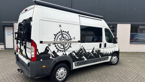 Ger’s buscamper  – Fiat Ducato bus camper OFF GRID 